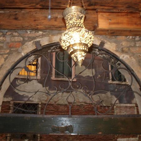דירות ונציה Al Pozzo Dei Scoacamini, 100 M From San Marco, Ground Floor מראה חיצוני תמונה