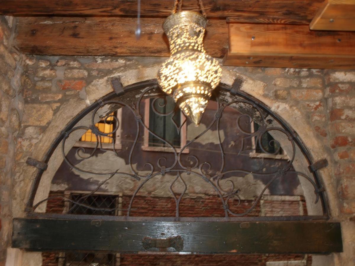 דירות ונציה Al Pozzo Dei Scoacamini, 100 M From San Marco, Ground Floor מראה חיצוני תמונה